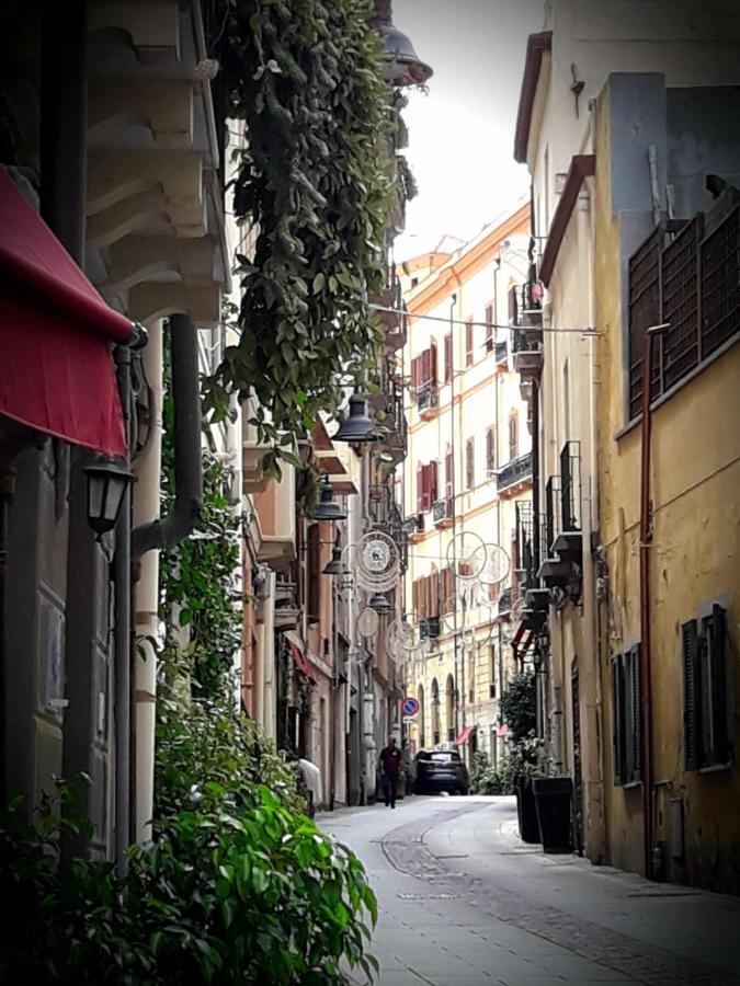 Via San Giacomo 10 Κάλιαρι Εξωτερικό φωτογραφία